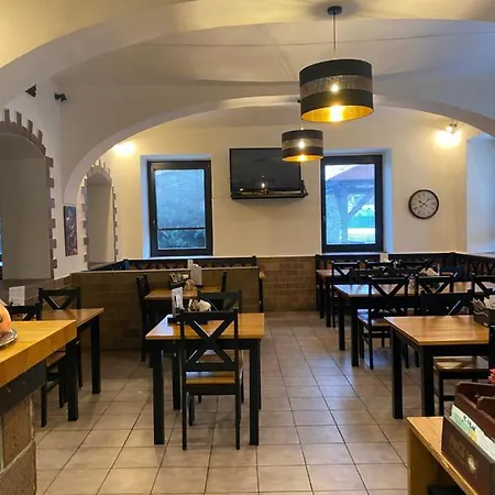 Motel Restaurant Hana Barbara Gastro Sro Ostretin