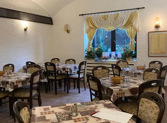 모텔 Restaurant Hana Barbara Gastro Sro *
